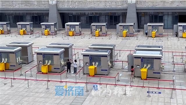 濟南西站設48個獨立封閉式核酸采樣亭